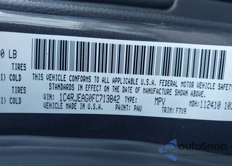 2015 Jeep Grand Cherokee Laredo z USA, uszkodzony, nr VIN 1C4RJEAG0FC713842